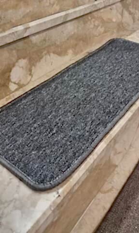 Füme Merdiven Halısı Yapışkanlı Basamak Halısı