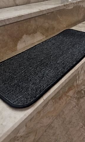 Antrasit Merdiven Halısı Yapışkanlı Basamak Halısı